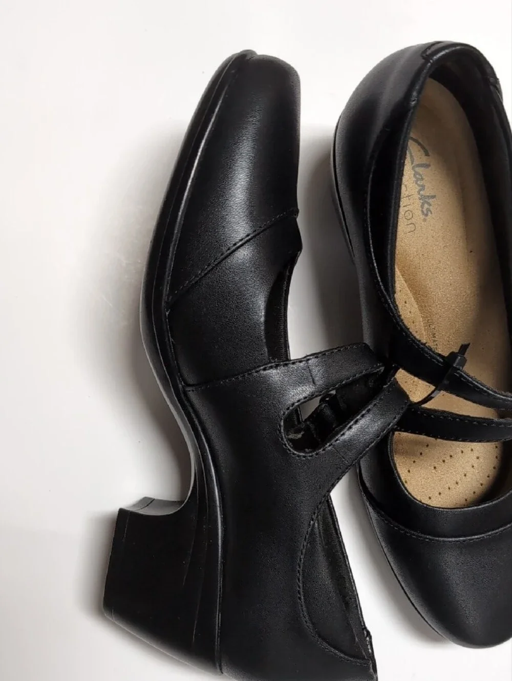 Clarks classic black